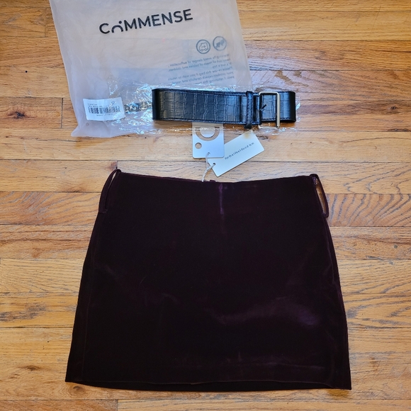 42Q. Nwt Commense Crocodile Belted Velvet Mini Skirt Size Small Burgundy - Picture 12 of 16